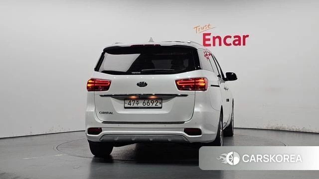 Kia The New Carnival id 4543551 из Кореи 14