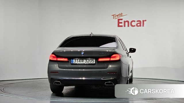 BMW 5 Series (G30) id 4179020 из Кореи 14