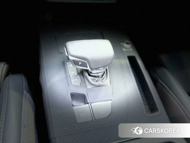 Audi Q5L id 4274188 из Китая 13