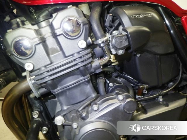 Engine photo