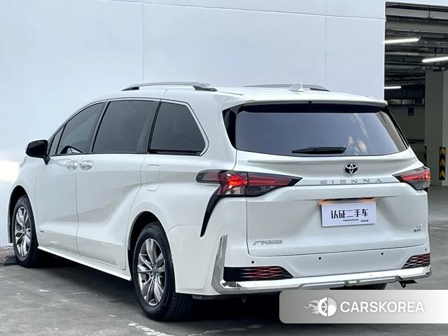 Toyota Saina id 4276892 из Китая 19