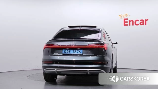 Audi e-Tron id 4231602 из Кореи 31