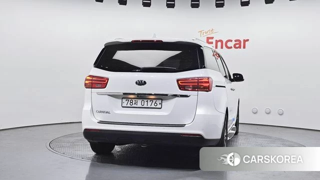 Kia The New Carnival id 4310586 из Кореи 14
