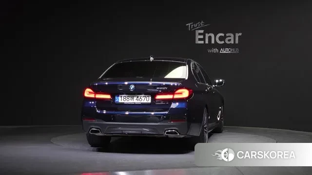 BMW 5 Series (G30) id 2894959 из Кореи 14