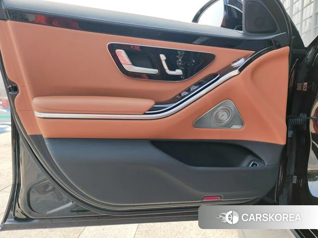 Mercedes-Benz S-class id 4271547 из Китая 19