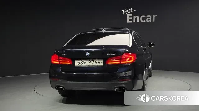 BMW 5 Series (G30) id 3552965 из Кореи 14