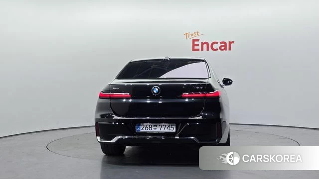 BMW 7 Series (G70) id 4400606 из Кореи 31