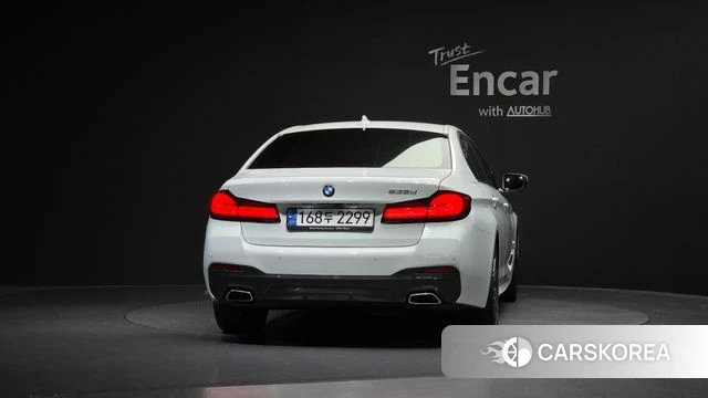 BMW 5 Series (G30) id 4535530 из Кореи 26