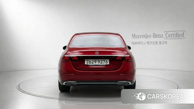 Mercedes-Benz E-Class W214 2025 Красный из Кореи, фото 6