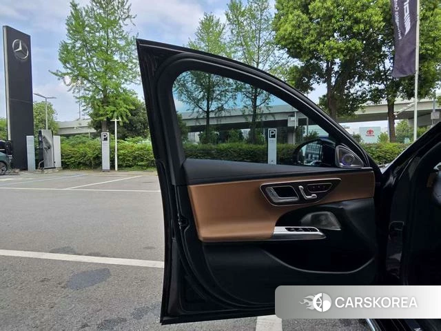 Mercedes-Benz E-class id 4306966 из Китая 16