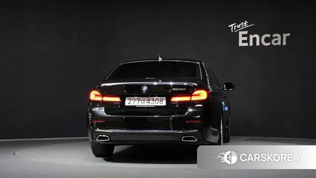 BMW 5 Series (G30) id 3128374 из Кореи 14