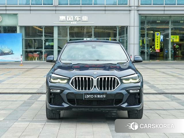 BMW X6 2021 Темно-серый из Китая, фото 5