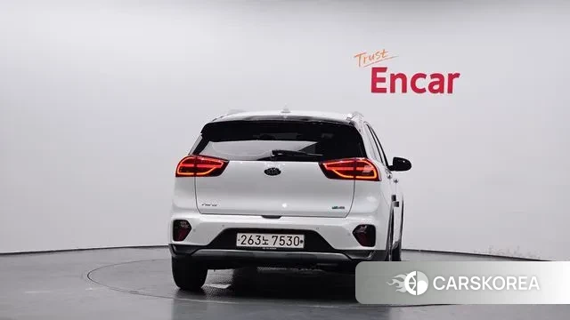 Kia The New Niro id 3060084 из Кореи 14