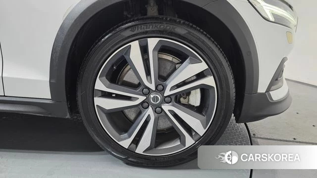 Volvo V60 Cross-Country 2nd Generation id 4683684 из Кореи 26