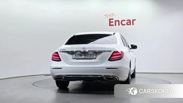 Mercedes-Benz E-Class W213 id 4304956 из Кореи 14
