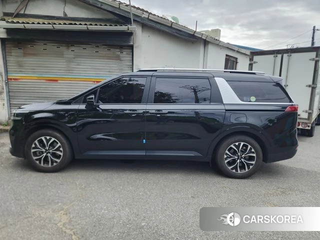 Kia Carnival 4th generation 2022 Черный из Кореи, фото 5
