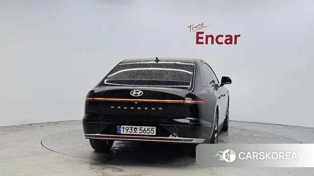 Hyundai Grandeur (GN7) id 3596834 из Кореи 14