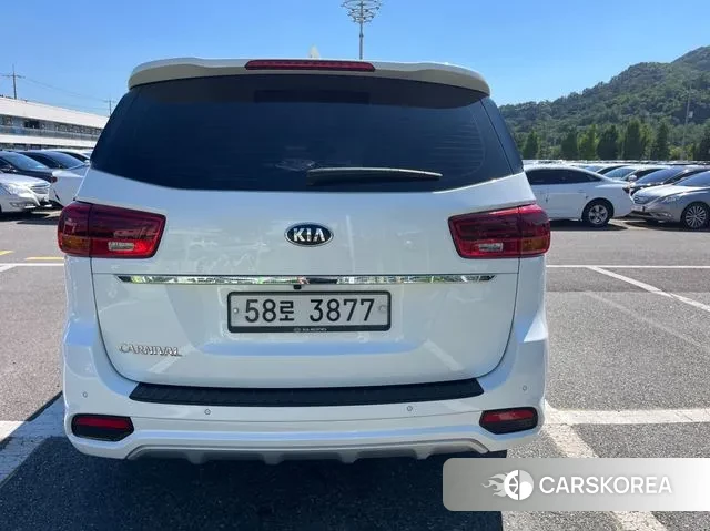 Kia The New Carnival id 2991378 из Кореи 14