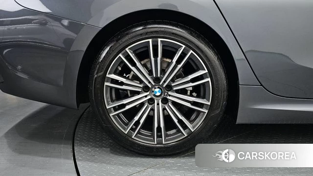 BMW 3 Series (G20) id 4268458 из Кореи 26