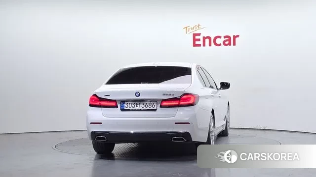 BMW 5 Series (G30) id 3581324 из Кореи 14