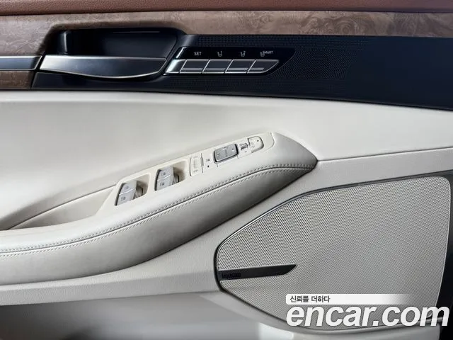 Genesis G90 id 2614565 из Кореи 14