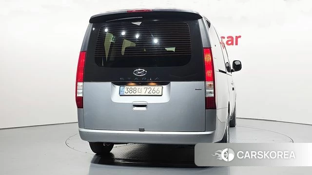 Hyundai Staria id 4518820 из Кореи 23