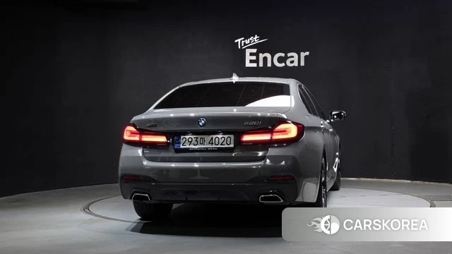 BMW 5 Series (G30) id 4871708 из Кореи 25