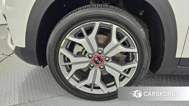 Kia Seltos id 4906936 из Кореи 27
