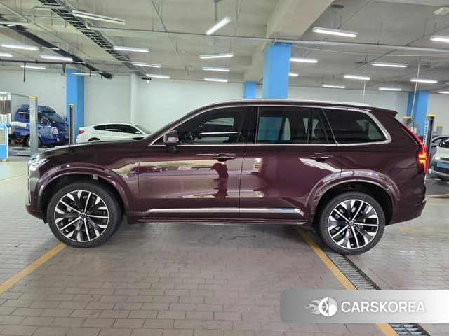 Volvo XC90 second Generation 2025 Красный из Кореи, фото 4