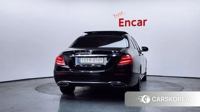 Mercedes-Benz E-Class W213 id 3636270 из Кореи 14