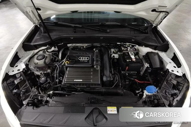 Audi Q2L id 4291524 из Китая 18