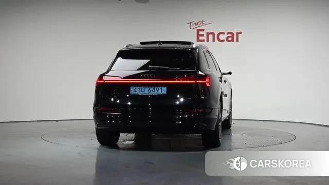 Audi e-Tron id 2902154 из Кореи 14