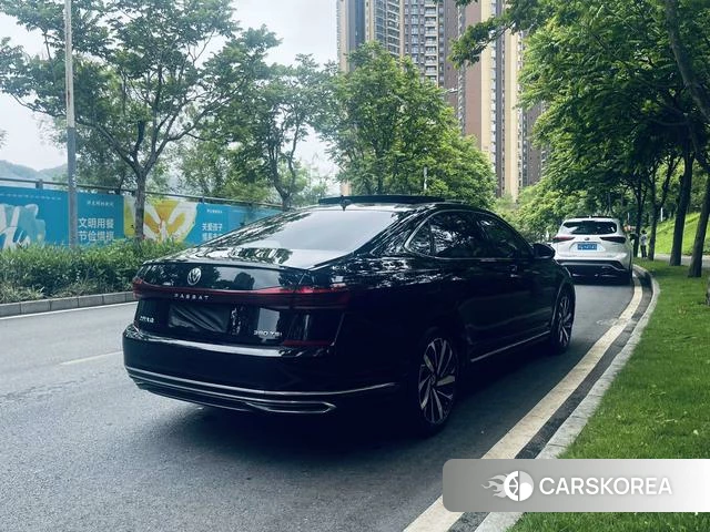 Volkswagen Passat 2024 Черный из Китая, фото 6
