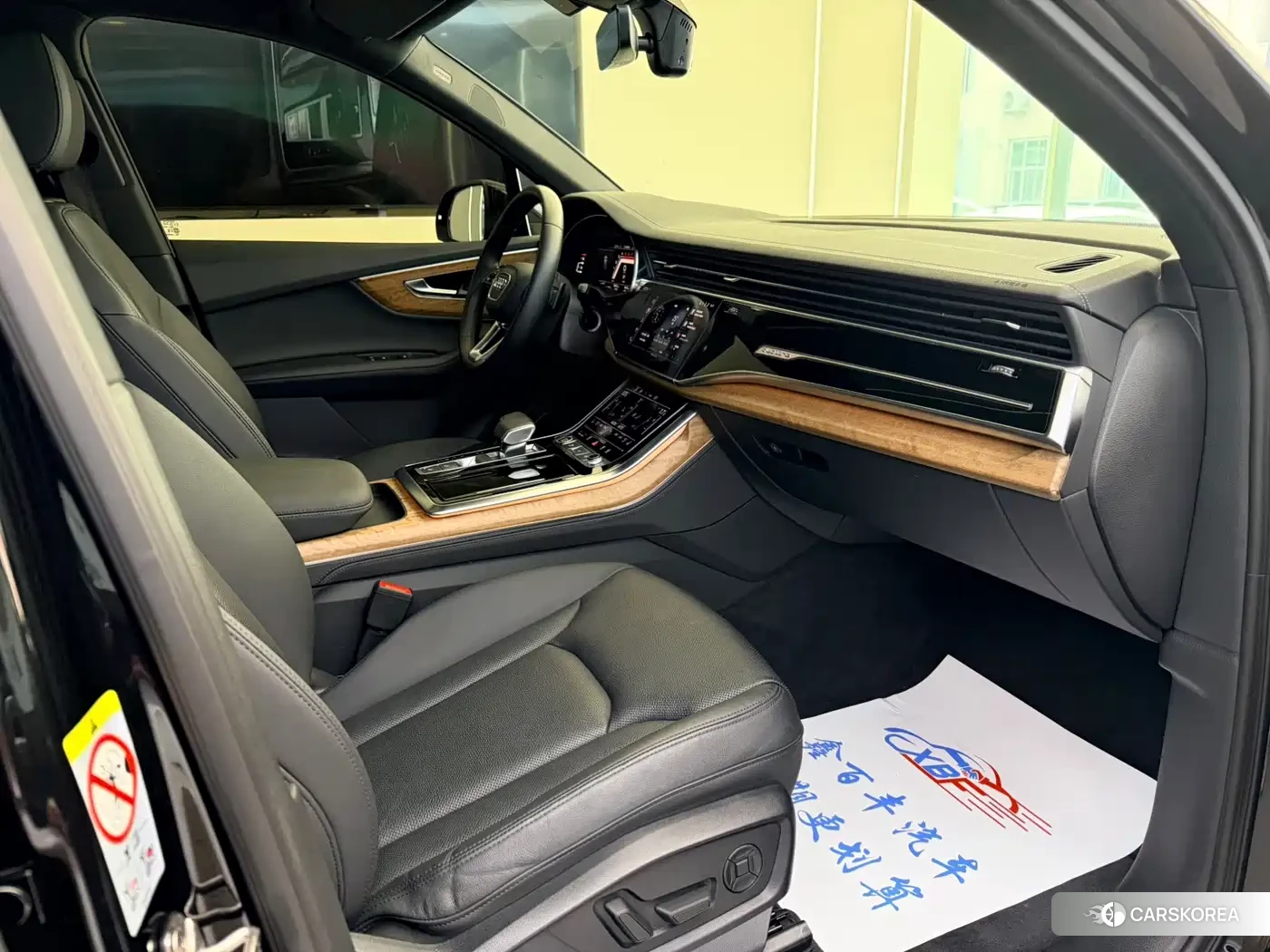 Audi Q7 2024 Черный из Китая, фото 5