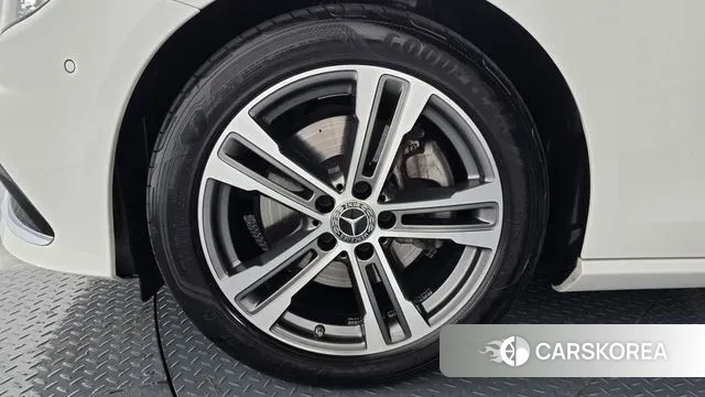 Mercedes-Benz E-Class W213 id 3327608 из Кореи 14