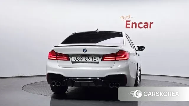 BMW 5 Series (G30) id 3778835 из Кореи 14