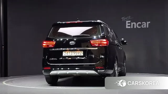 Kia The New Carnival id 3060101 из Кореи 14