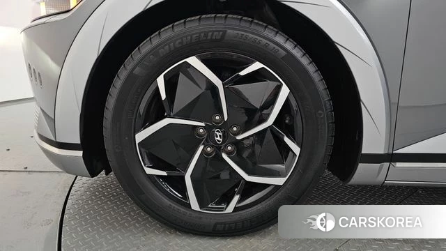 Hyundai Ionic 5 id 3842025 из Кореи 14