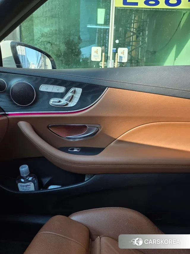 Mercedes-Benz E-Class W213 2018 Белый из Кореи, фото 5