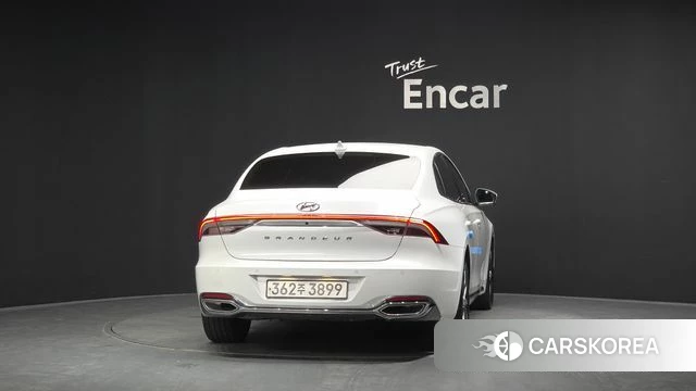 Hyundai The New Grandeur IG id 4631365 из Кореи 28