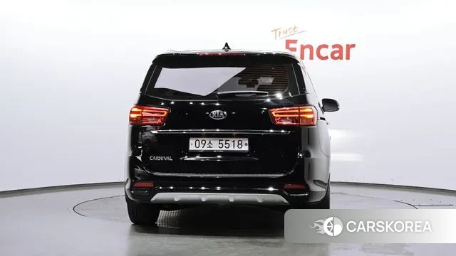 Kia The New Carnival id 3761031 из Кореи 14