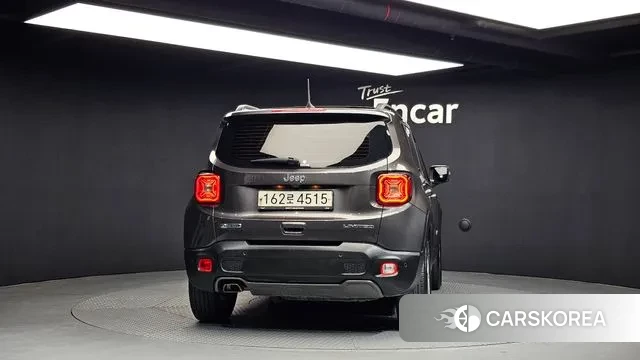 Jeep Renegade id 3000011 из Кореи 14