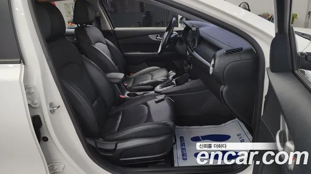 Kia Come New K3 id 2680646 из Кореи 14