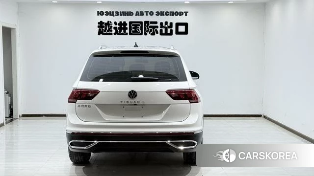 Volkswagen Tiguan L 2023 Белый из Китая, фото 5