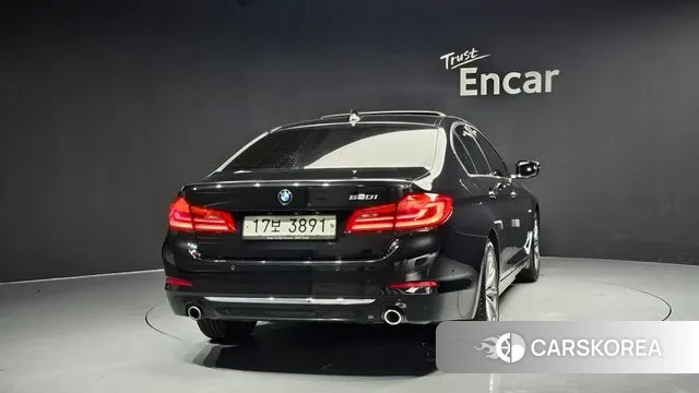 BMW 5 Series (G30) id 3039278 из Кореи 14