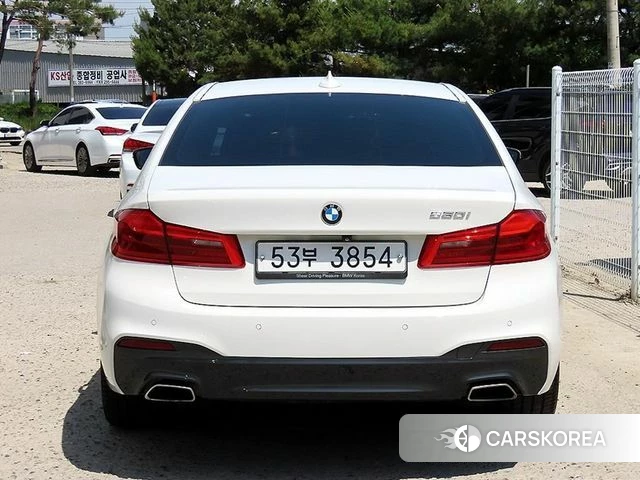 BMW 5 Series (G30) id 4339792 из Кореи 14