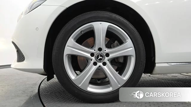 Mercedes-Benz E-Class W213 id 3925148 из Кореи 14