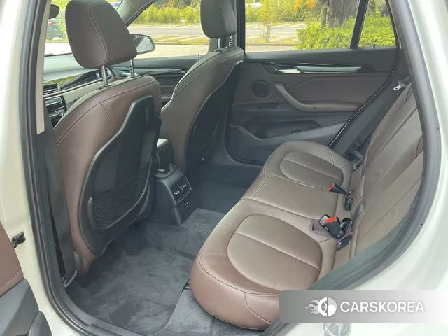 BMW X1 id 4253969 из Китая 11