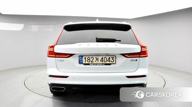 Volvo V60 Cross-Country 2nd Generation id 4350054 из Кореи 14