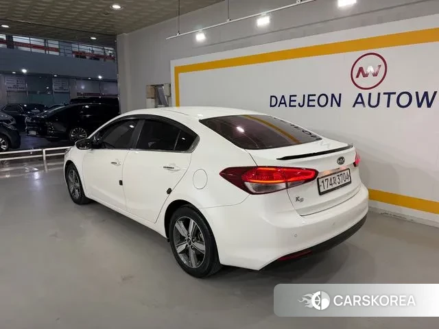 Kia The New K3 id 3408268 из Кореи 14